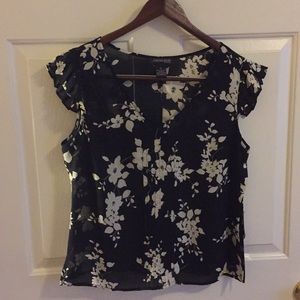 Flowered Flutter Sleeve Blouse